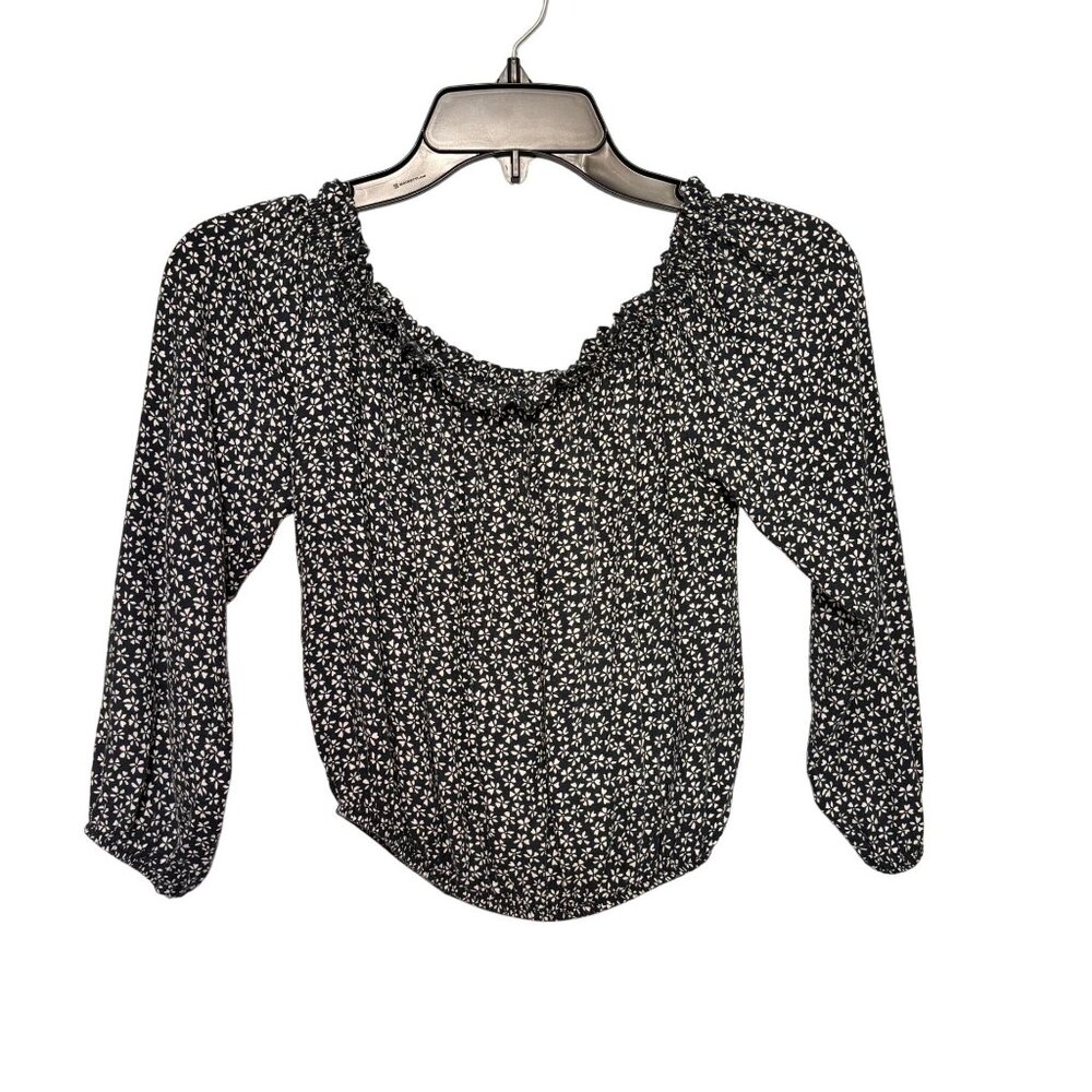 Brandy Melville Floral Off-The-Shoulder Peasant Top Navy/White Women’s One‎ Size